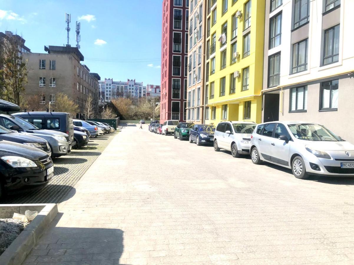 Osapart Beautiful Apartment In A Complex Semycvit Lvov Exteriér fotografie