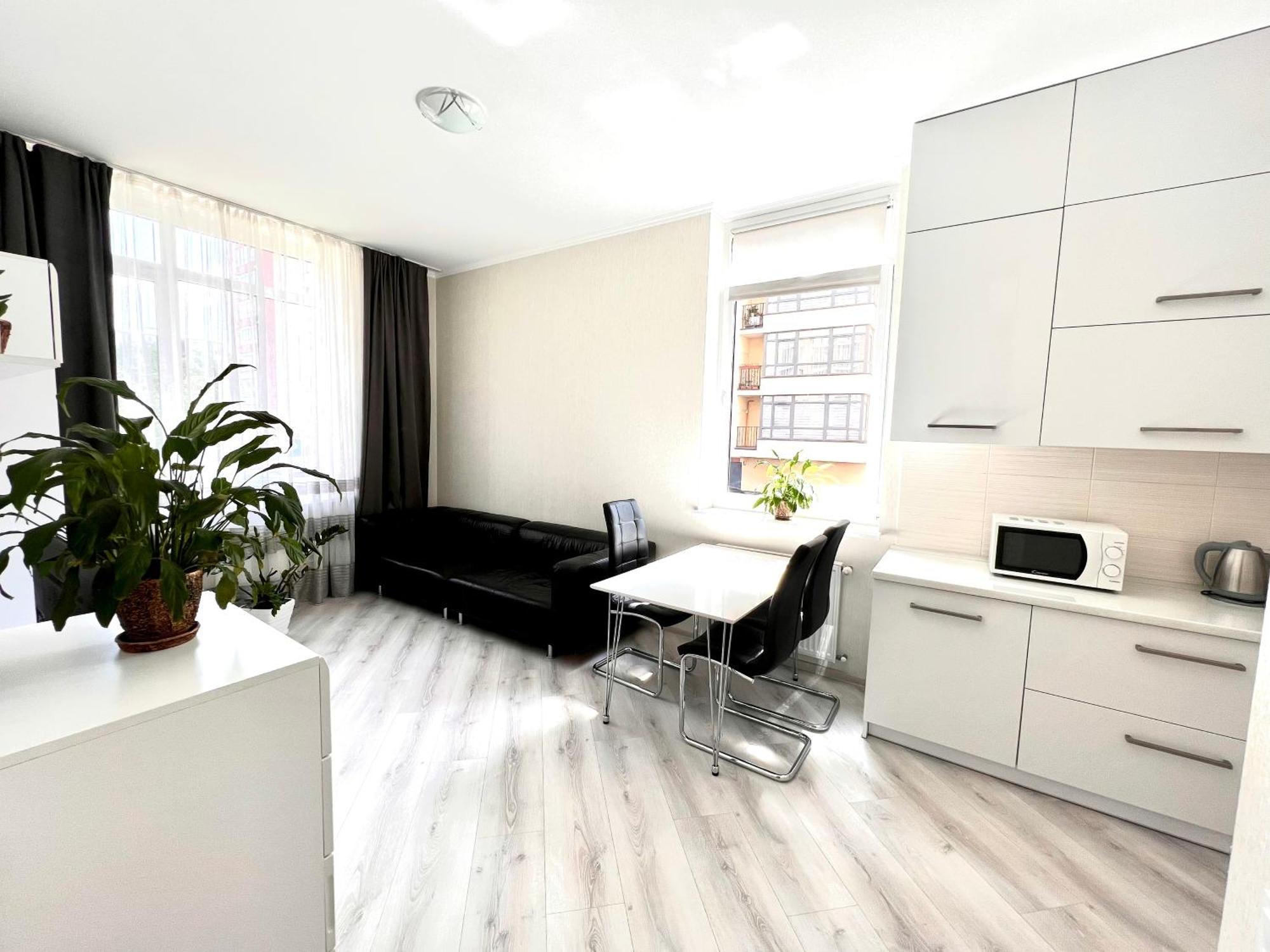 Osapart Beautiful Apartment In A Complex Semycvit Lvov Exteriér fotografie