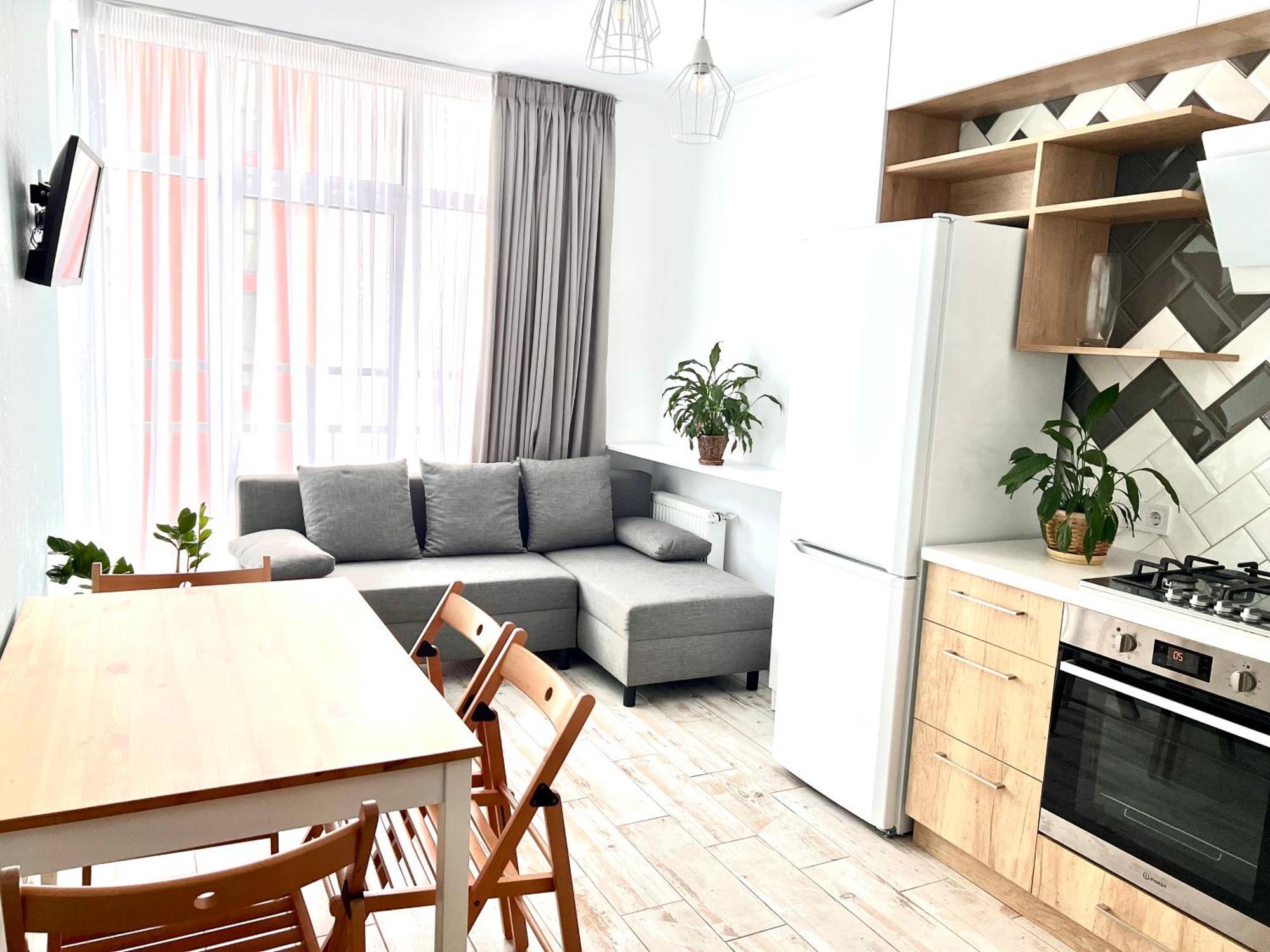 Osapart Beautiful Apartment In A Complex Semycvit Lvov Exteriér fotografie